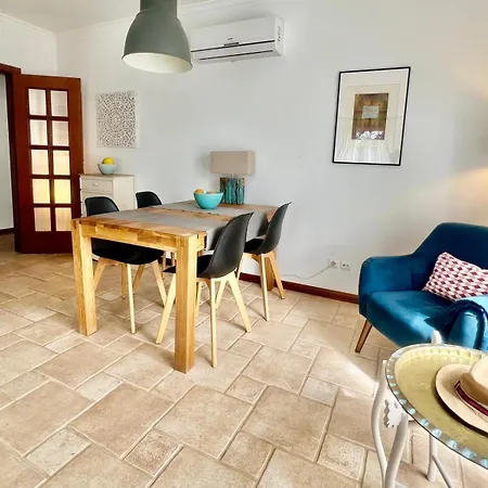 Casa Hanna Apartment *